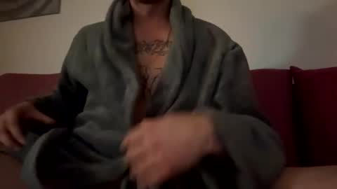 Snapshot of tonystrawberry chatting on November 2025 05:48:01 PM tonystrawberry online show from November 2025 05:48:01 PM