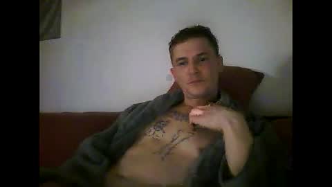 Snapshot of tonystrawberry chatting on February 2026 12:00:01 AM tonystrawberry online show from February 2026 12:00:01 AM