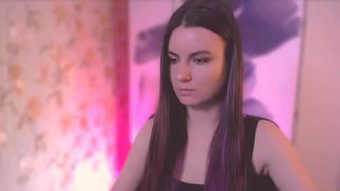 Snapshot of too_beautiful chatting on March 2025 05:14:02 PM Elizabeth online show from March 2025 05:14:02 PM