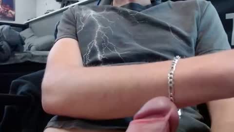 Snapshot of toolitdick chatting on November 2025 04:55:01 PM toolitdick online show from November 2025 04:55:01 PM