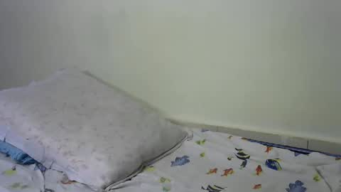 Snapshot of top_rider chatting on January 2025 08:40:01 PM Victor online show from January 2025 08:40:01 PM