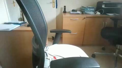 Topcat127 online show from November 2025 10:37:01 AM