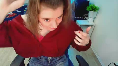 Snapshot of topcranberry chatting on March 2026 05:25:01 AM topcranberry online show from March 2026 05:25:01 AM