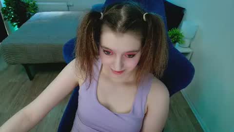 Snapshot of topcranberry chatting on June 2026 01:08:02 PM topcranberry online show from June 2026 01:08:02 PM