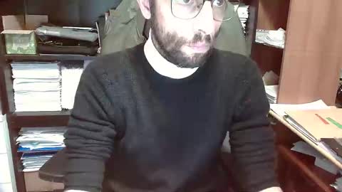 Topg84 online show from November 2025 05:56:01 PM