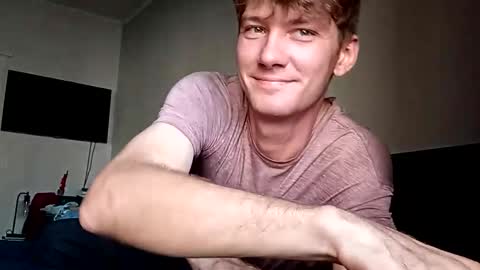 Snapshot of toptiptakestip chatting on October 2025 12:18:02 AM toptiptakestip online show from October 2025 12:18:02 AM