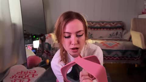 Lina  Next stream January 4  11am UTC 0 online show from February 2026 12:05:02 PM