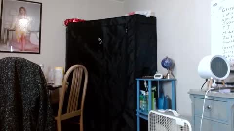 TopZaddy online show from December 2024 11:40:01 PM