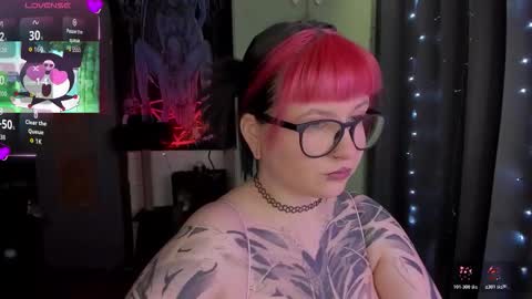Snapshot of toriayun0 chatting on March 2026 11:00:02 PM your personal gothic girl check it online show from March 2026 11:00:02 PM