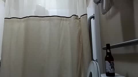 totallyawesome_65 online show from November 2025 03:35:01 PM