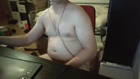 Snapshot of totox1989 chatting on October 2025 09:15:01 PM Totox online show from October 2025 09:15:01 PM