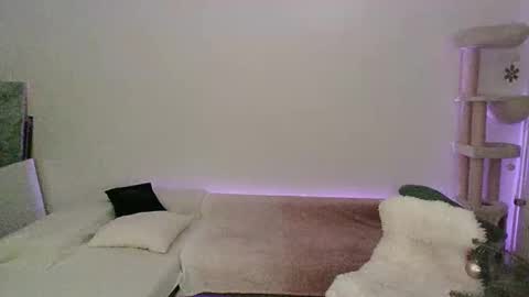 Snapshot of toyboybitchslut chatting on December 2024 03:45:01 AM Patrizia online show from December 2024 03:45:01 AM