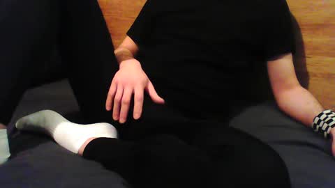 Snapshot of trackielad21 chatting on January 2025 08:00:01 AM trackielad online show from January 2025 08:00:01 AM