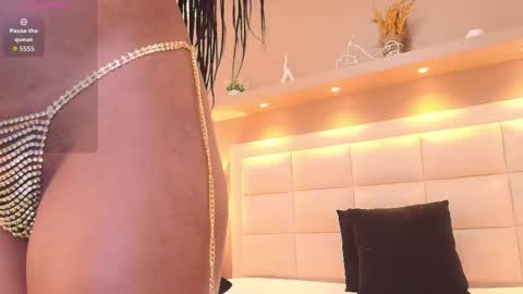 Tracy online show from October 2025 01:23:02 PM