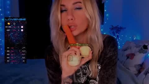 Hey my name is Kiri Kiri online show from January 2025 09:28:01 PM