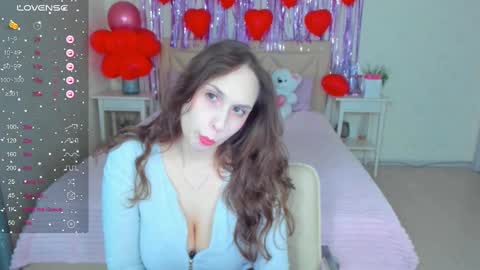 Kate online show from February 2025 05:26:02 AM