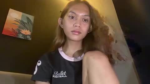 Snapshot of tranny_fuckdoll chatting on June 2026 01:55:02 PM Kate SINGLE online show from June 2026 01:55:02 PM