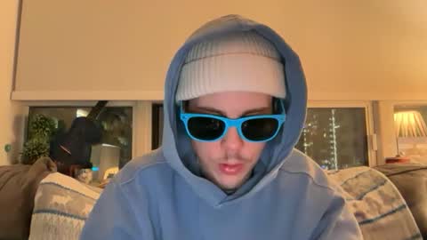 transguy222 online show from March 2026 02:37:01 AM