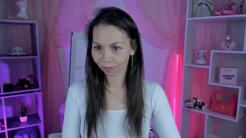 Snapshot of trasymorris chatting on June 2026 04:04:01 AM Tracy online show from June 2026 04:04:01 AM
