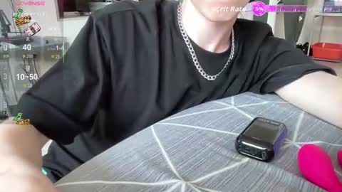 Snapshot of travis_gracile chatting on July 2026 09:02:01 AM Travis online show from July 2026 09:02:01 AM