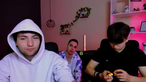 Travis online show from March 2026 09:59:01 AM