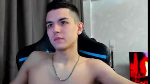 Snapshot of travisrivas chatting on February 2025 04:05:01 PM travisrivas online show from February 2025 04:05:01 PM