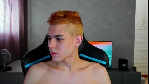 Snapshot of travisrivas chatting on March 2025 09:24:02 AM travisrivas online show from March 2025 09:24:02 AM