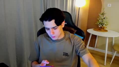 Snapshot of travisrivas chatting on February 2026 01:37:02 AM travisrivas online show from February 2026 01:37:02 AM