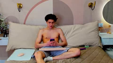 Snapshot of travisrivas chatting on February 2026 02:46:01 PM travisrivas online show from February 2026 02:46:01 PM