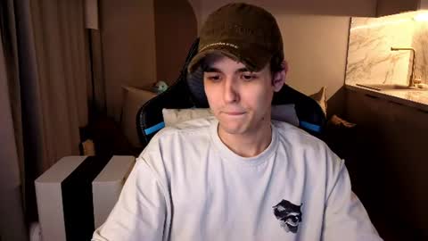 Snapshot of travisrivas chatting on August 2026 02:10:02 AM travisrivas online show from August 2026 02:10:02 AM