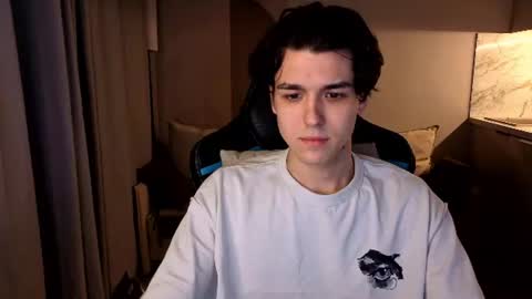 Snapshot of travisrivas chatting on August 2026 02:03:02 AM travisrivas online show from August 2026 02:03:02 AM