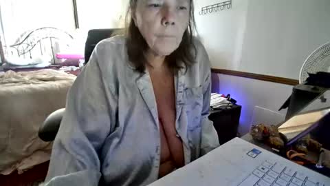 Snapshot of treasureofxtac chatting on June 2026 04:45:01 PM treasureofxtac online show from June 2026 04:45:01 PM