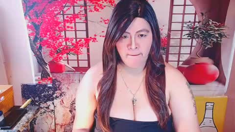 Snapshot of treat_urself chatting on May 2026 10:23:01 AM marian online show from May 2026 10:23:01 AM