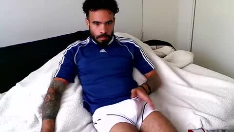 Hunter man online show from February 2025 04:59:02 PM