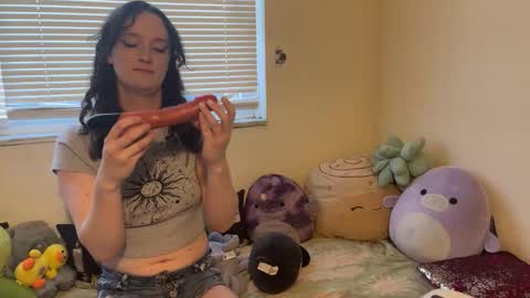 Snapshot of treecups chatting on February 2026 10:43:01 PM treecups online show from February 2026 10:43:01 PM