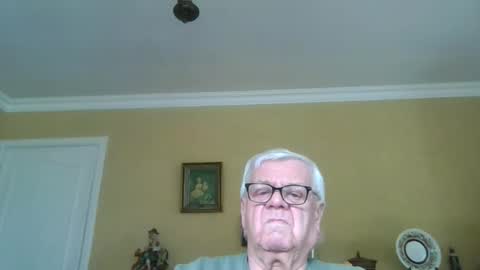 Snapshot of trekbeestje1 chatting on March 2026 02:17:01 PM trekbeestje online show from March 2026 02:17:01 PM