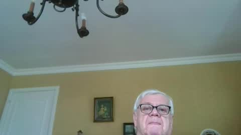 Snapshot of trekbeestje1 chatting on March 2026 07:53:01 AM trekbeestje online show from March 2026 07:53:01 AM