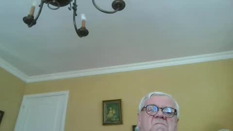 Snapshot of trekbeestje1 chatting on April 2026 12:49:01 PM trekbeestje online show from April 2026 12:49:01 PM