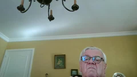 Snapshot of trekbeestje1 chatting on April 2026 07:47:01 AM trekbeestje online show from April 2026 07:47:01 AM
