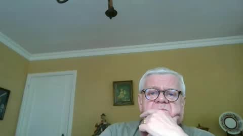 Snapshot of trekbeestje1 chatting on May 2026 12:21:02 PM trekbeestje online show from May 2026 12:21:02 PM