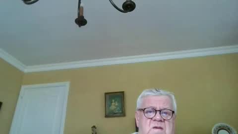 Snapshot of trekbeestje1 chatting on May 2026 07:28:02 AM trekbeestje online show from May 2026 07:28:02 AM