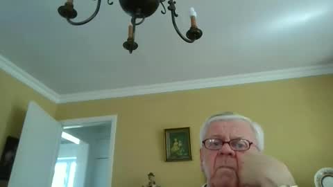 Snapshot of trekbeestje1 chatting on May 2026 08:12:02 AM trekbeestje online show from May 2026 08:12:02 AM