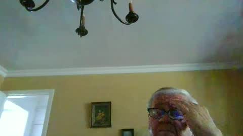 Snapshot of trekbeestje1 chatting on June 2026 03:49:02 PM trekbeestje online show from June 2026 03:49:02 PM