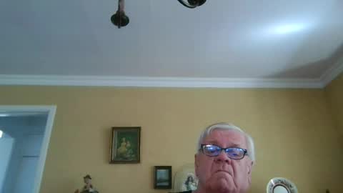 Snapshot of trekbeestje1 chatting on July 2026 08:28:02 AM trekbeestje online show from July 2026 08:28:02 AM