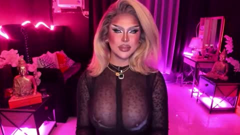 Jade online show from November 2025 11:04:02 PM