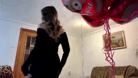 Snapshot of trenacallnan chatting on February 2026 08:27:01 PM Tina online show from February 2026 08:27:01 PM