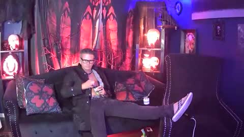 Snapshot of trent_pounder chatting on April 2026 09:05:01 AM Trent Pounder online show from April 2026 09:05:01 AM