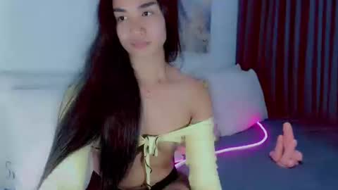 Snapshot of trexiesugar_cum chatting on December 2025 05:40:02 PM LOML online show from December 2025 05:40:02 PM