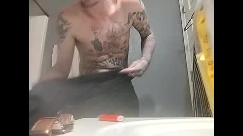 Snapshot of trey2times chatting on February 2025 07:32:02 AM Trey2Times online show from February 2025 07:32:02 AM