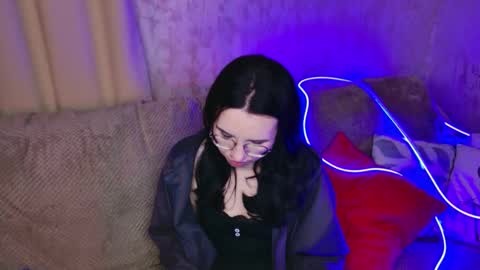 TriciaDaisy online show from April 2026 03:09:01 AM